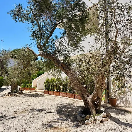 Tenuta Belvedere 4* Отранто