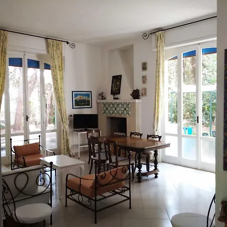 Tenuta Belvedere Апарт-отель 4*