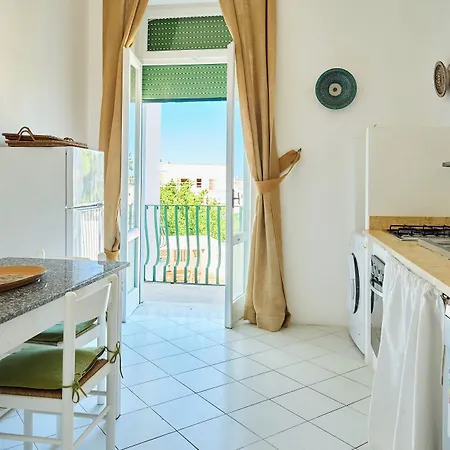 Tenuta Belvedere アパートホテル 4*