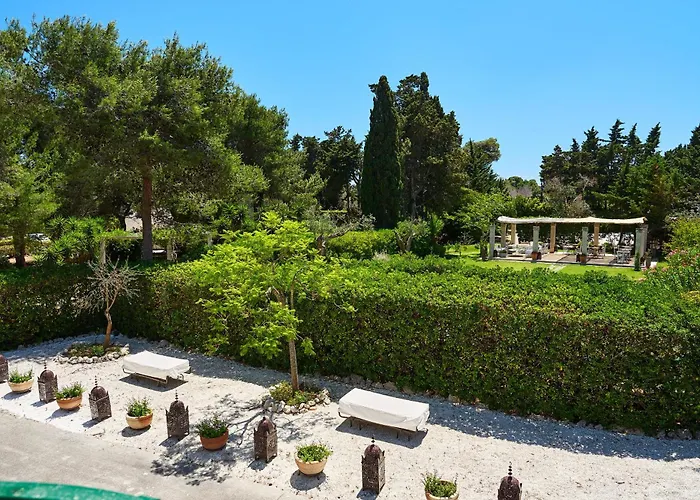 Aparthotel Tenuta Belvedere 4*