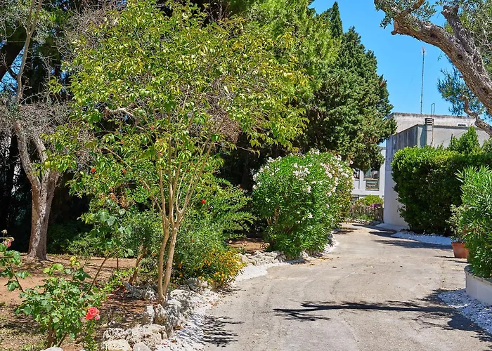 מלון דירות Tenuta Belvedere אוטרנטו