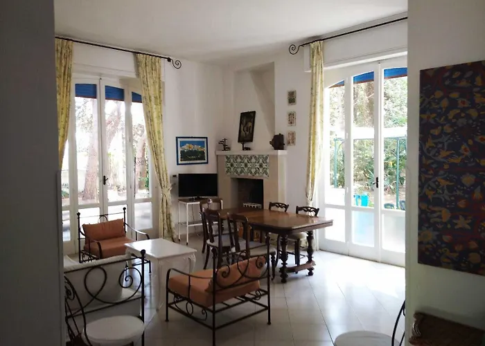 Tenuta Belvedere Aparthotel 4*